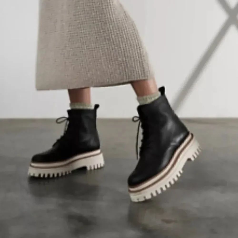 Paloma Barceló
High Expectations Platform Ankle Boot